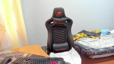 Snapshot of iliaskrislove chatting on 09.19.25 iliaskris online show from 09.19.25