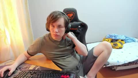 Snapshot of iliaskrislove chatting on 09.21.25 iliaskris online show from 09.21.25