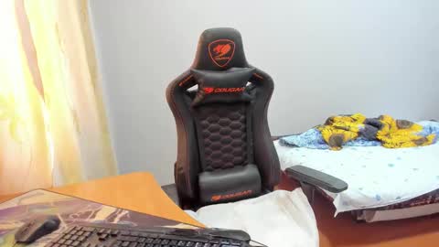 Snapshot of iliaskrislove chatting on 09.22.25 iliaskris online show from 09.22.25