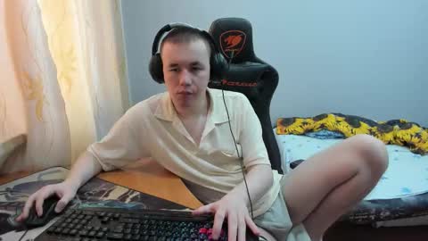 Snapshot of iliaskrislove chatting on 10.05.25 iliaskris online show from 10.05.25