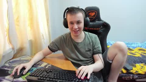 Snapshot of iliaskrislove chatting on 10.26.25 iliaskris online show from 10.26.25