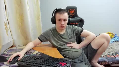 Snapshot of iliaskrislove chatting on 10.26.25 iliaskris online show from 10.26.25