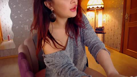 Adelia online show from 02.04.25