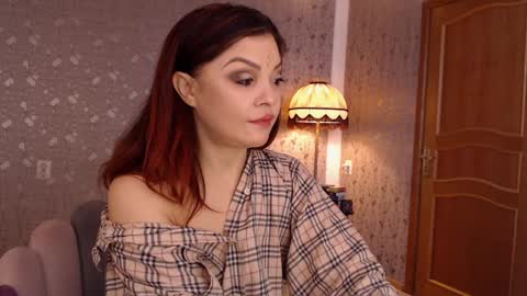 Adelia online show from 02.08.25