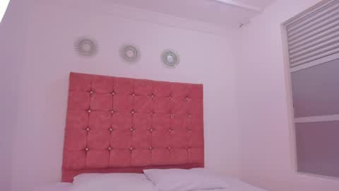 LILY online show from 04.11.26