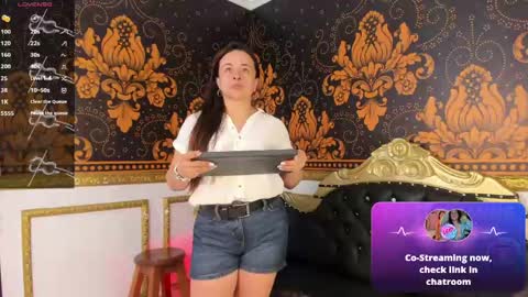 Snapshot of iliy_pervertedx chatting on 05.29.26 LILY online show from 05.29.26