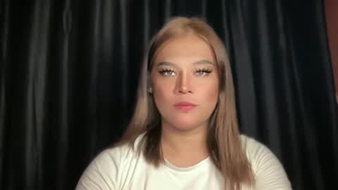 Snapshot of ill_moan_foryouxx chatting on 02.16.26 QUEEN KATH online show from 02.16.26