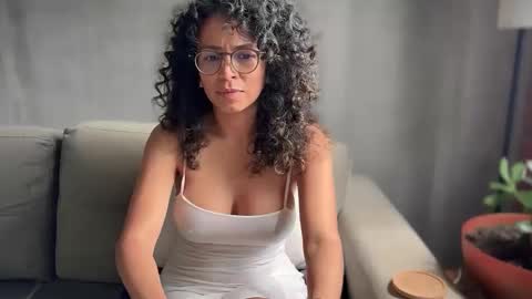 Kloe online show from 10.12.25