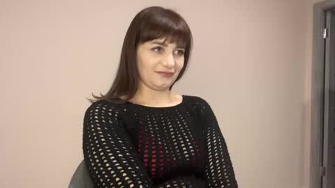 Snapshot of im_alisa_ chatting on 10.30.25 Alisa online show from 10.30.25