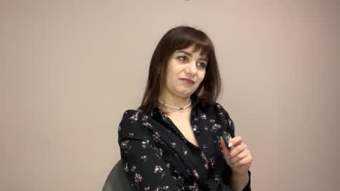 Snapshot of im_alisa_ chatting on 11.06.25 Alisa online show from 11.06.25