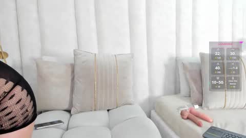 im_anniza online show from 10.24.25