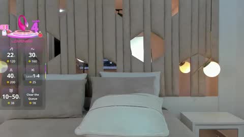 Snapshot of im_caro chatting on 10.16.25 Caro online show from 10.16.25