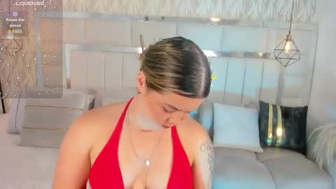 Snapshot of im_dalhia chatting on 02.12.26 DAHLIA online show from 02.12.26