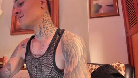 Snapshot of im_dominike chatting on 02.08.25 im_dominike online show from 02.08.25