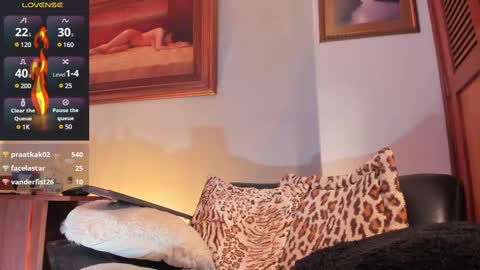 Snapshot of im_dominike chatting on 03.01.25 im_dominike online show from 03.01.25