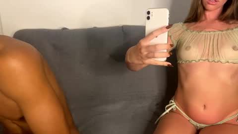 Snapshot of im_emmaof chatting on 10.25.25 Emma and Matt online show from 10.25.25