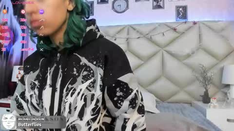  Im Gaia online show from 10.11.25