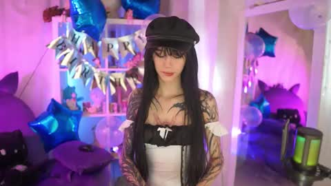 Anna  online show from 10.15.25