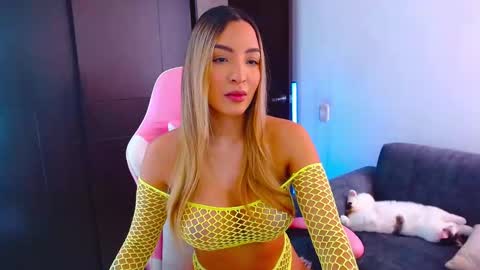 Grecia online show from 03.13.26