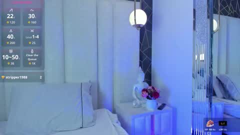 Snapshot of im_helem chatting on 11.07.25 helem online show from 11.07.25