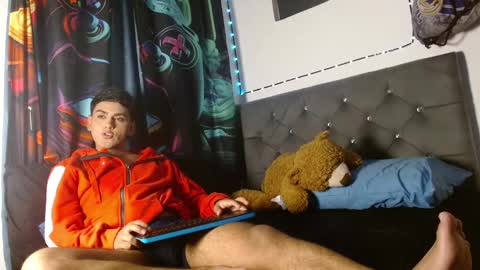 Snapshot of im_juanda chatting on 11.10.25 im_juanda online show from 11.10.25