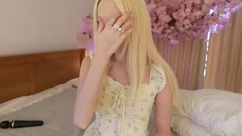 Snapshot of im_key chatting on 07.15.26 Key online show from 07.15.26