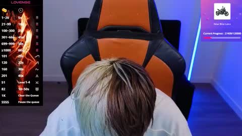 Snapshot of im_laia_ chatting on 10.14.25 Laia online show from 10.14.25