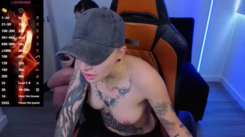 Snapshot of im_laia_ chatting on 10.24.25 Laia online show from 10.24.25