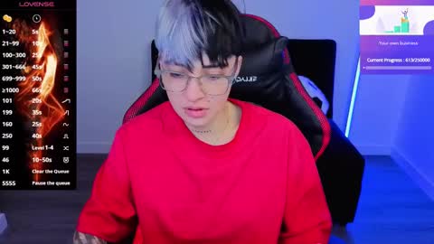 Snapshot of im_laia_ chatting on 11.11.25 Laia online show from 11.11.25