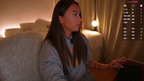 Snapshot of im_milla chatting on 03.01.25 Milla online show from 03.01.25