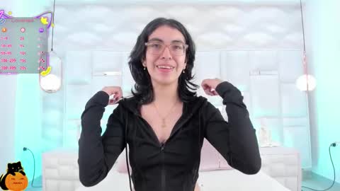 Moly  online show from 10.12.25