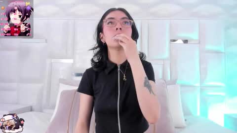 Moly  online show from 11.20.25