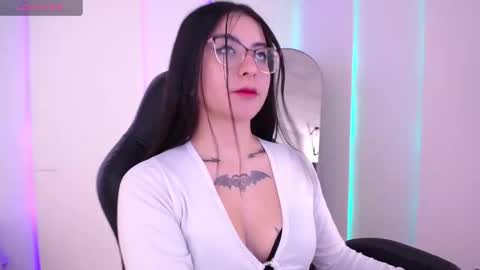 Jade Rosse online show from 02.03.26