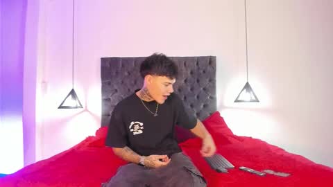 Snapshot of im_seven_ chatting on 02.27.26 Seven online show from 02.27.26