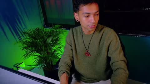 Snapshot of im_tavo28 chatting on 02.17.26 Tavo online show from 02.17.26