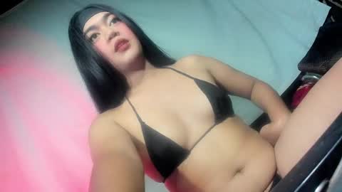 ella may online show from 02.13.25