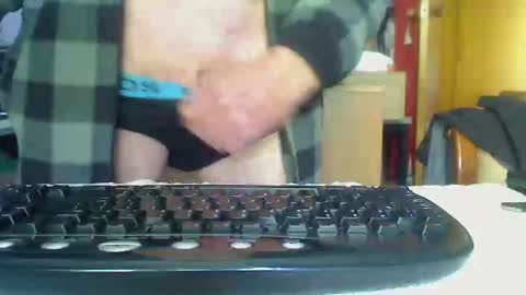 Snapshot of imaussiechris chatting on 10.31.25 Aussie Guy online show from 10.31.25