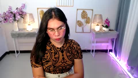 Snapshot of imdestined_foryou chatting on 12.26.24 Ashley online show from 12.26.24