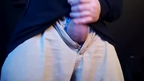 Snapshot of iminyourroom chatting on 11.14.25 Iminyourroom online show from 11.14.25