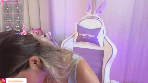 Larisa online show from 02.14.25