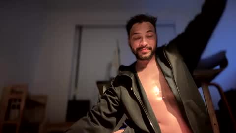 imlightskn online show from 09.25.25