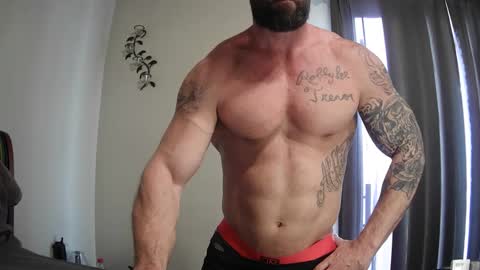 Majordadbod101 online show from 02.18.25