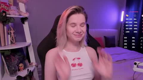 Mia online show from 04.04.26