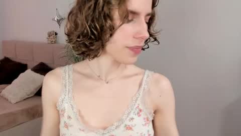 Snapshot of imogensy chatting on 04.28.26 my name Imo Fansly online show from 04.28.26