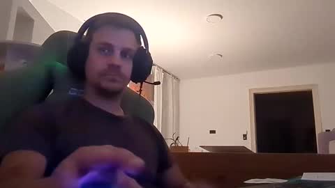 Snapshot of imperat0rp chatting on 10.27.25 imperat0rp online show from 10.27.25