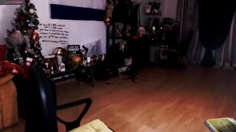 Empress online show from 02.13.25