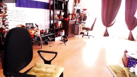 Empress online show from 02.19.25