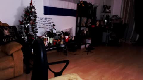 Empress online show from 02.27.25