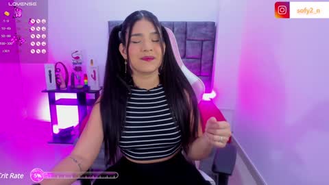 Snapshot of imsofy_1 chatting on 02.05.25 sofy online show from 02.05.25