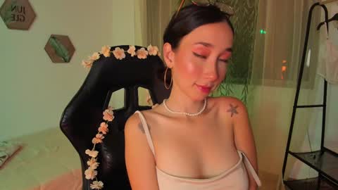 Snapshot of imsrbatman chatting on 03.03.25 Aurora online show from 03.03.25